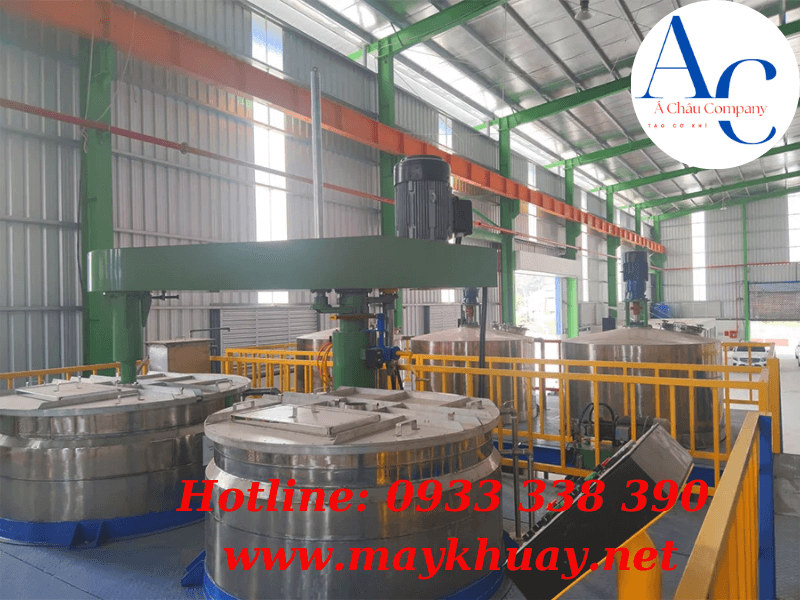 Những yếu tố ảnh hưởng đến giá máy khuấy sơn kết hợp sàn thao tác
